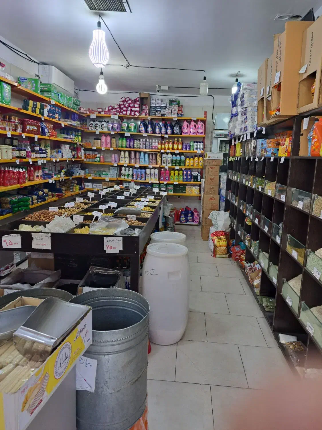 ۴۵مترمغازه محمدشهر خیابان برزگر|اجارهٔ مغازه و غرفه|محمدشهر, سیدآباد|دیوار