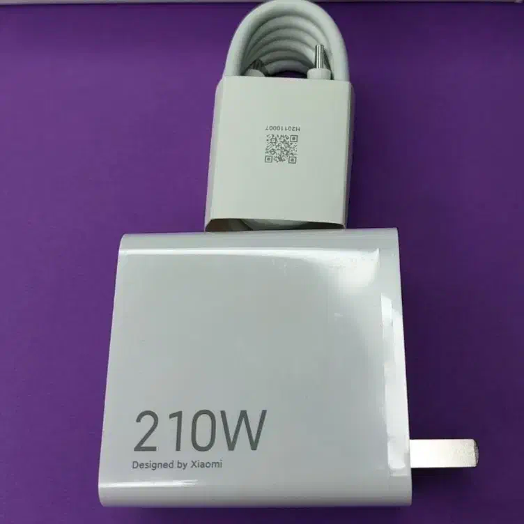 شارژر ۲۱۰ وات شیائومی و کابل شارژ ۱۰.۵ آمپر|لوازم جانبی موبایل و تبلت|بندر انزلی, جهانگانی|دیوار