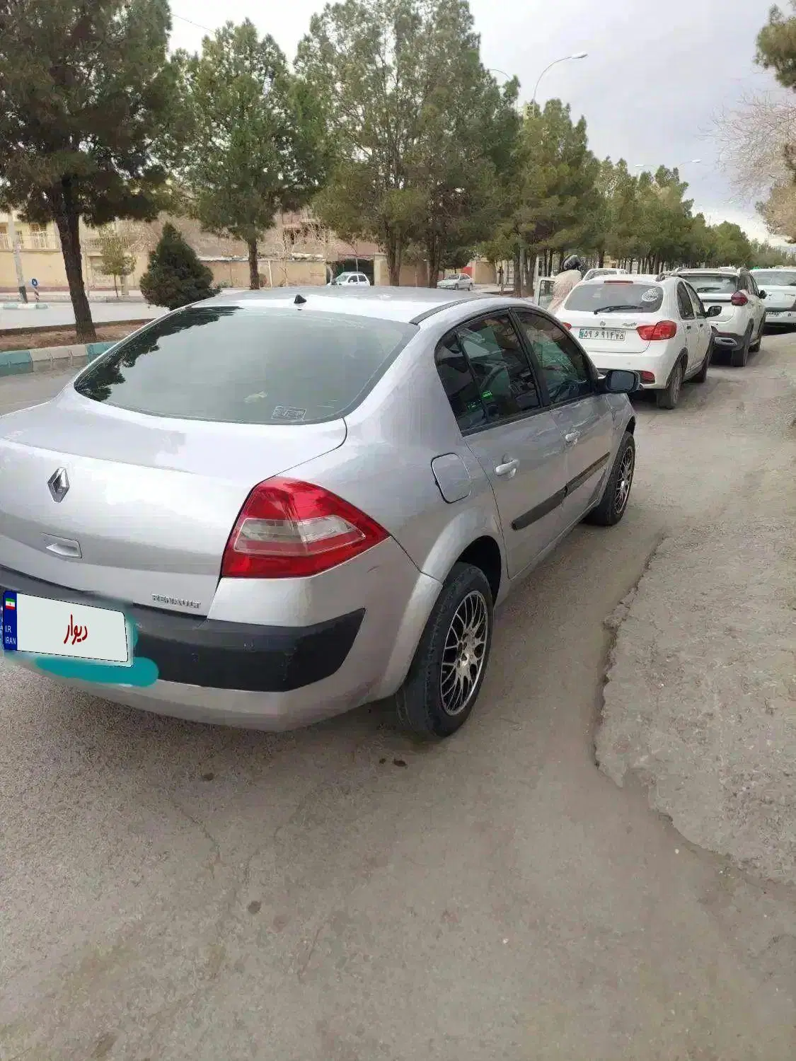 مگان ۱۶۰۰|خودرو سواری و وانت|کرمان, |دیوار