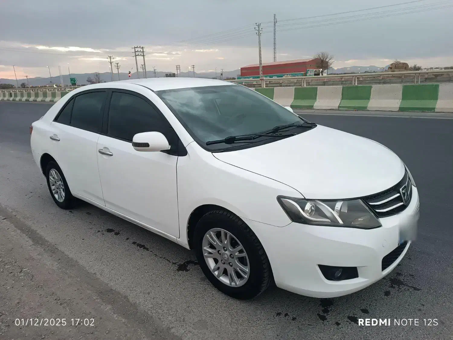 آریو(زوتی) مدل ۹۶ کاملا بی رنگ و استثنائی|خودرو سواری و وانت|اصفهان, شفق|دیوار