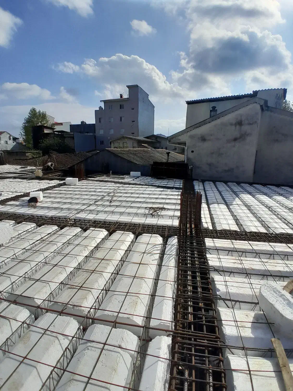 زمین داری بخون|مشارکت در ساخت املاک|لاهیجان, شیشه گران|دیوار