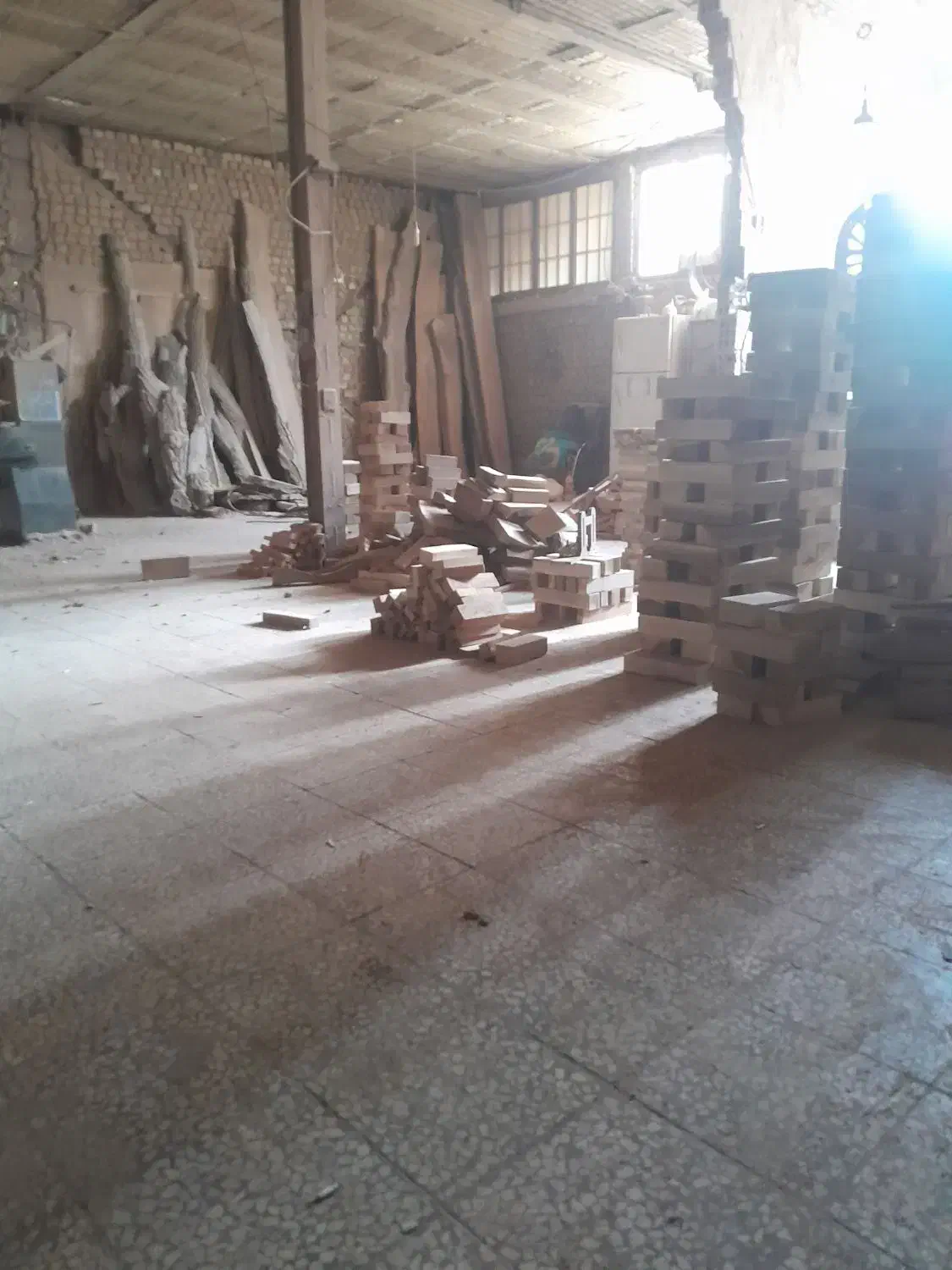 نجار|استخدام صنعتی، فنی، مهندسی|قم, بیست متری ولیعصر|دیوار