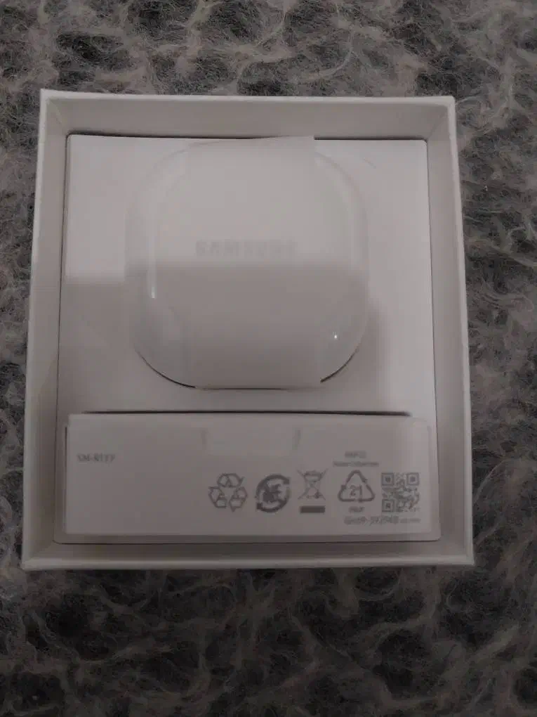 ایرپاد بادژ۲سامسونگ اصلی|لوازم جانبی موبایل و تبلت|تهران, نیکنام|دیوار