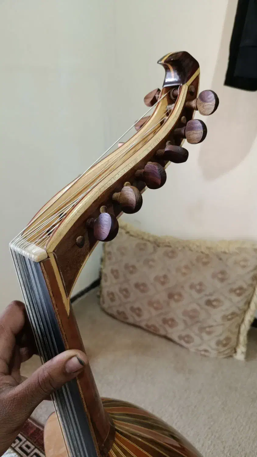 عود 13سیم سفارشی|سازهای سنتی|قشم, |دیوار