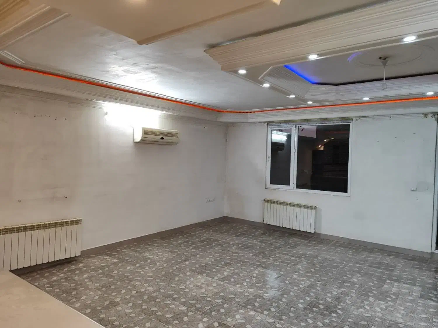 150متر،آپارتمان امیر کبیر،تاپ لوکیشن|فروش آپارتمان|بروجرد, |دیوار