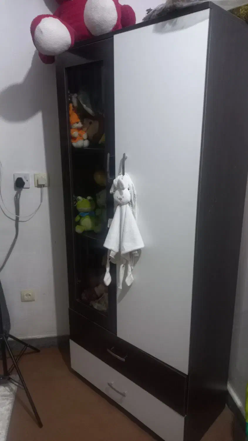 کمد و میز آرایشی دخترانه|جاکفشی، کمد، دراور|اهواز, شهرک برق|دیوار