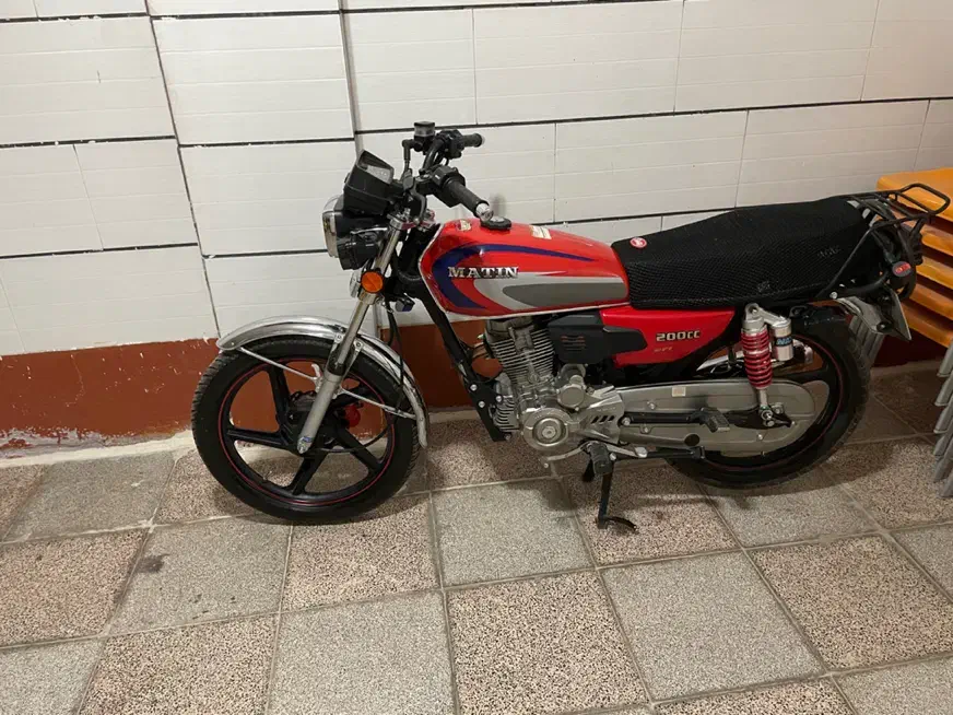 متین 200|موتورسیکلت|بروجرد, |دیوار