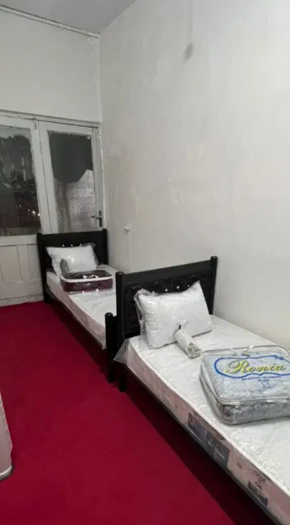 خوابگاه اقامتگاه دانشجویی یک نفره 8ونیم م|اجارهٔ خانه و ویلا|تهران, فلسطین (میدان انقلاب)|دیوار