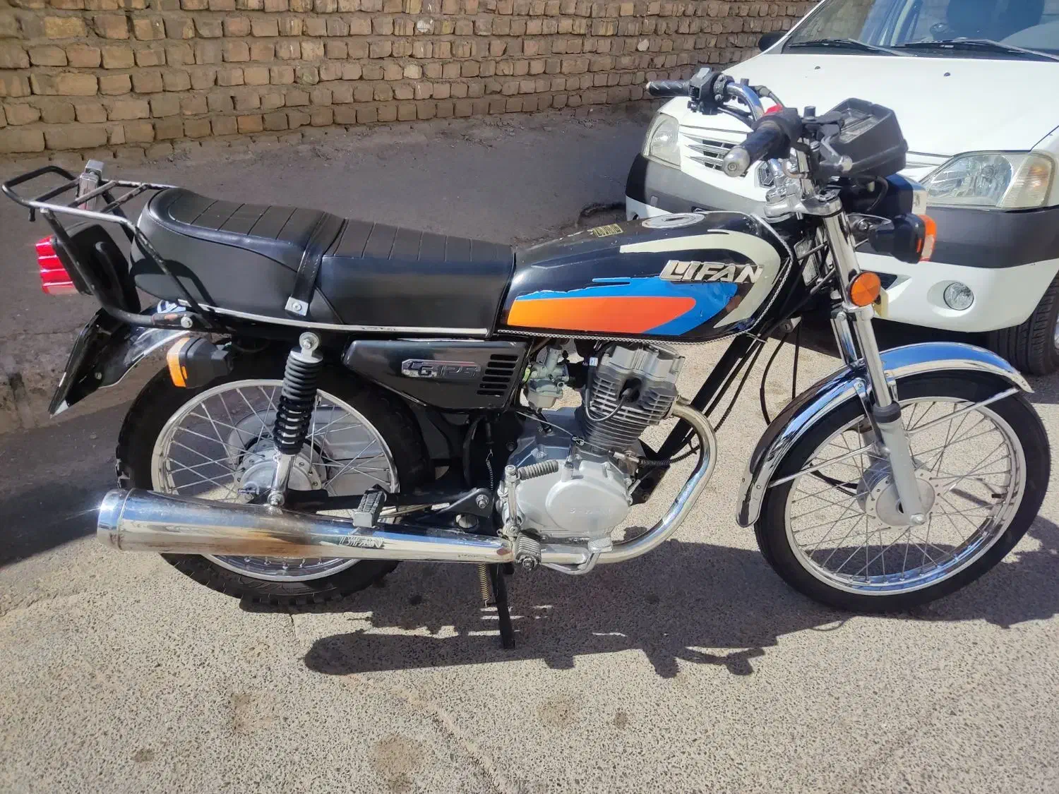 موتور هندا ۱۲۵ لیفان مدل۹۵|موتورسیکلت|قم, قلعه عموحسین|دیوار