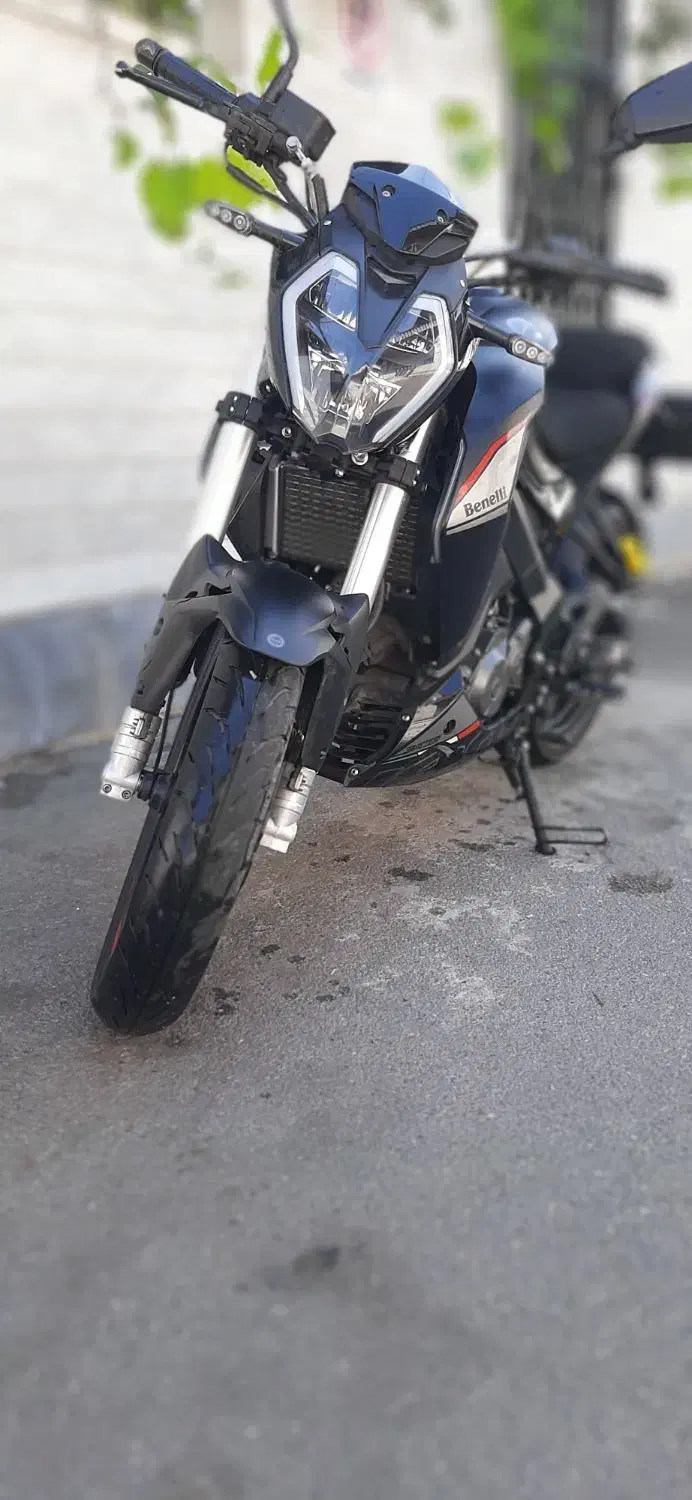 بنای ۱۸۰ آس پلمپ|موتورسیکلت|رشت, کوی فکوری|دیوار