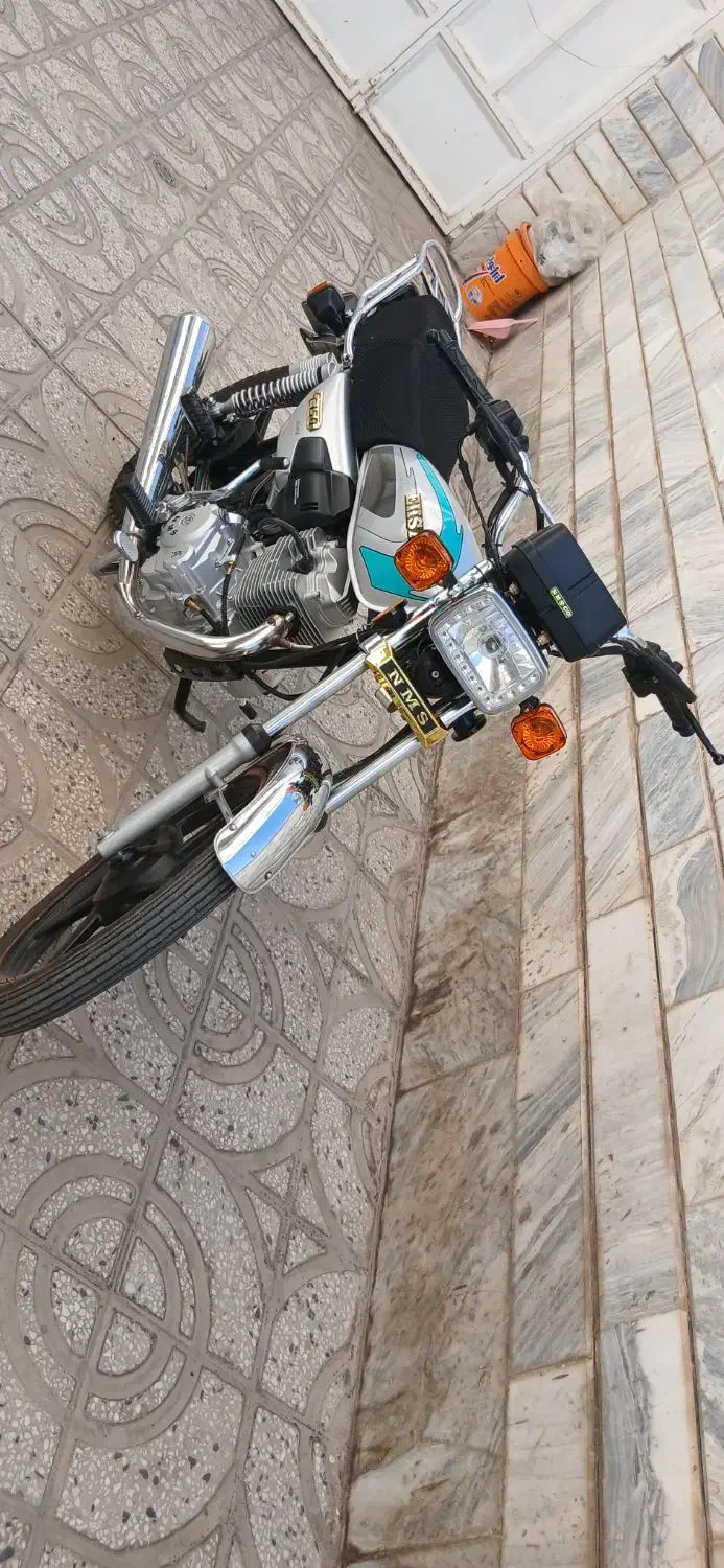 موتور|موتورسیکلت|الیگودرز, |دیوار