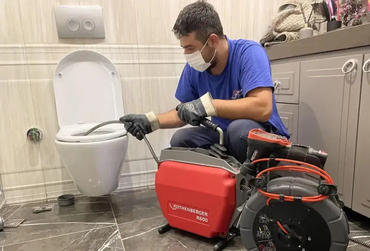 لوله بازکنی تهرانسراکباتان چیتگرشهرک آزادی استقلال|خدمات پیشه و مهارت|تهران, تهرانسر مرکزی|دیوار