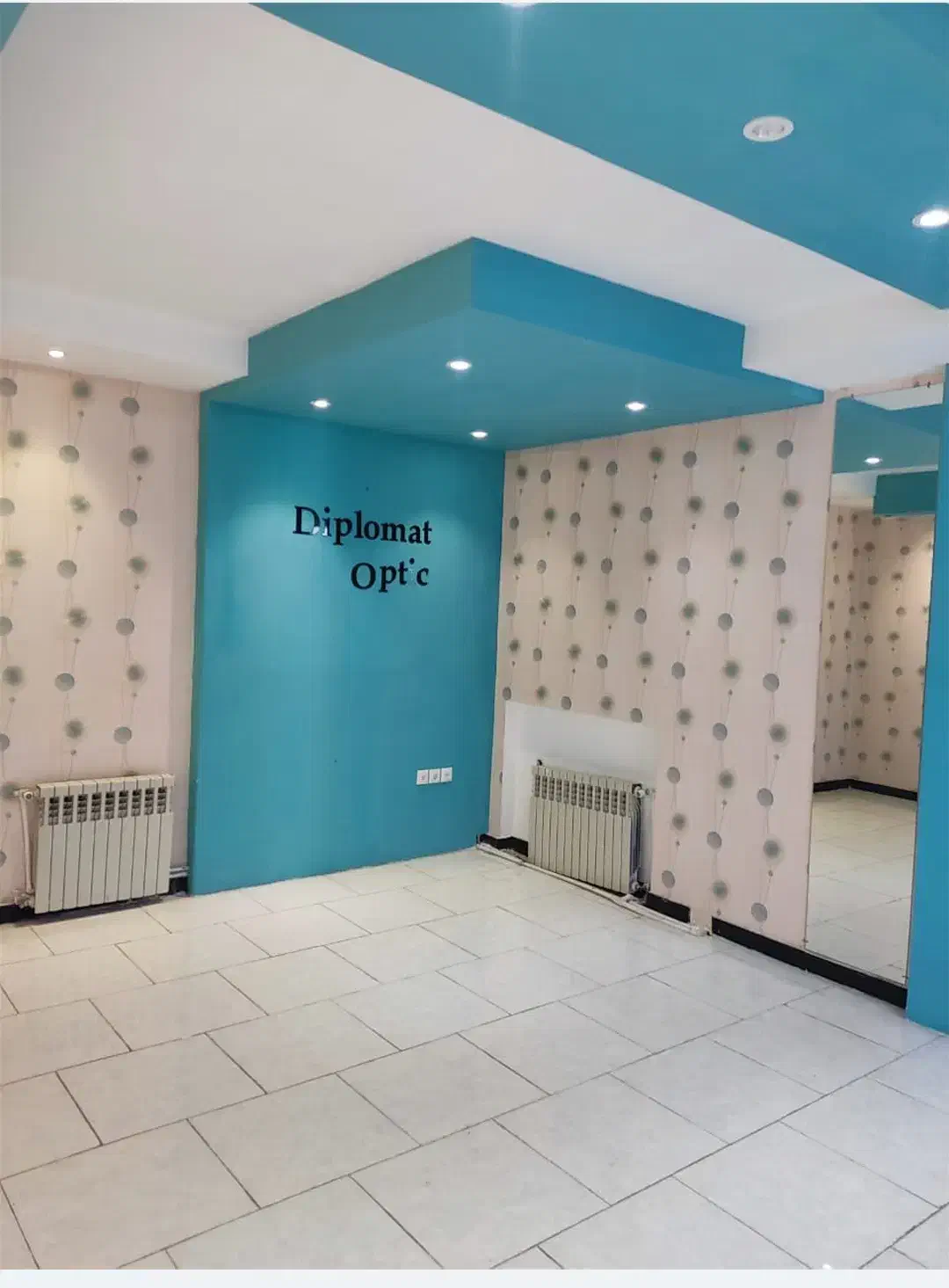 برتقاطع مطهری حاجی آباد تجاری اداری75 متری|اجارهٔ دفتر کار، اتاق اداری، مطب|رشت, حاجی آباد|دیوار