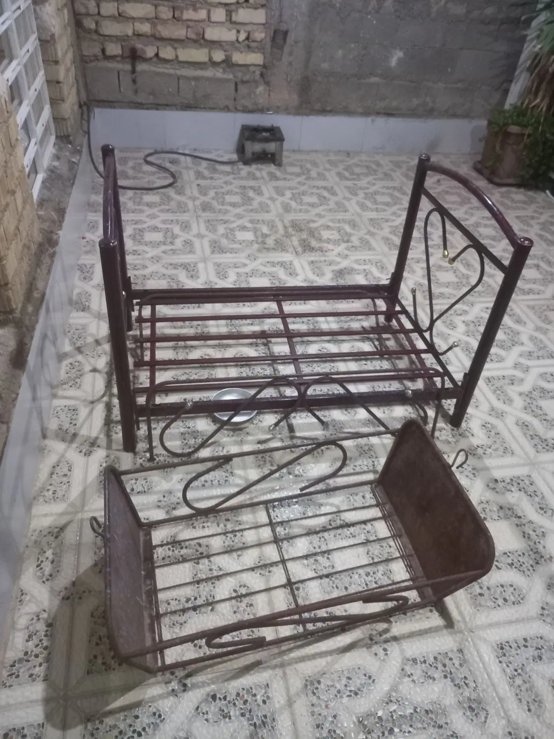 گهواره|اسباب و اثاث بچه|شیراز, بید زرد|دیوار