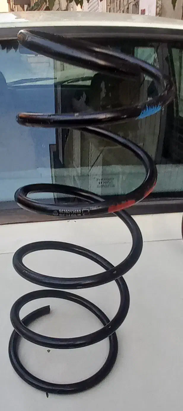 کمک فنر 207 و چراغ مه شکن عقب|قطعات یدکی و لوازم جانبی|تهران, عباس‌آباد|دیوار