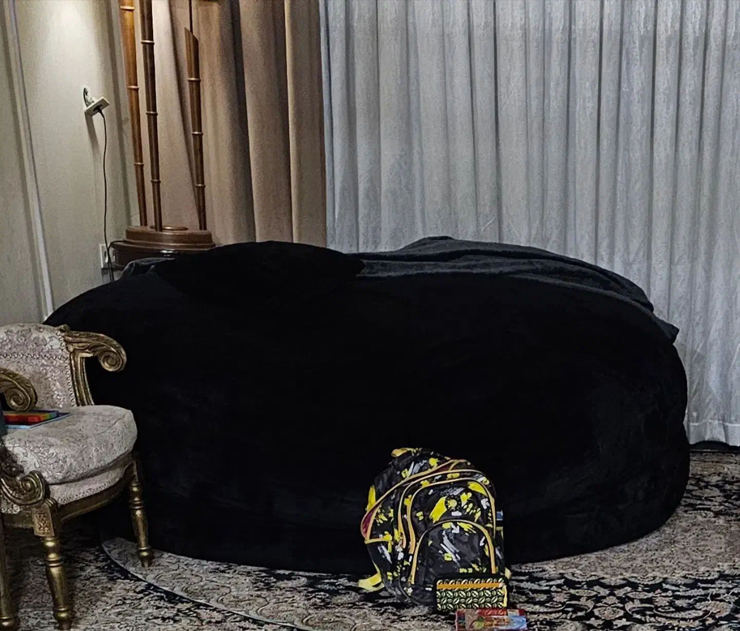 تخت برند limesacبین بگ ،سایز ۱۸۰×۱۰۰ برند limesac|تخت و سرویس خواب|خرمآباد, |دیوار