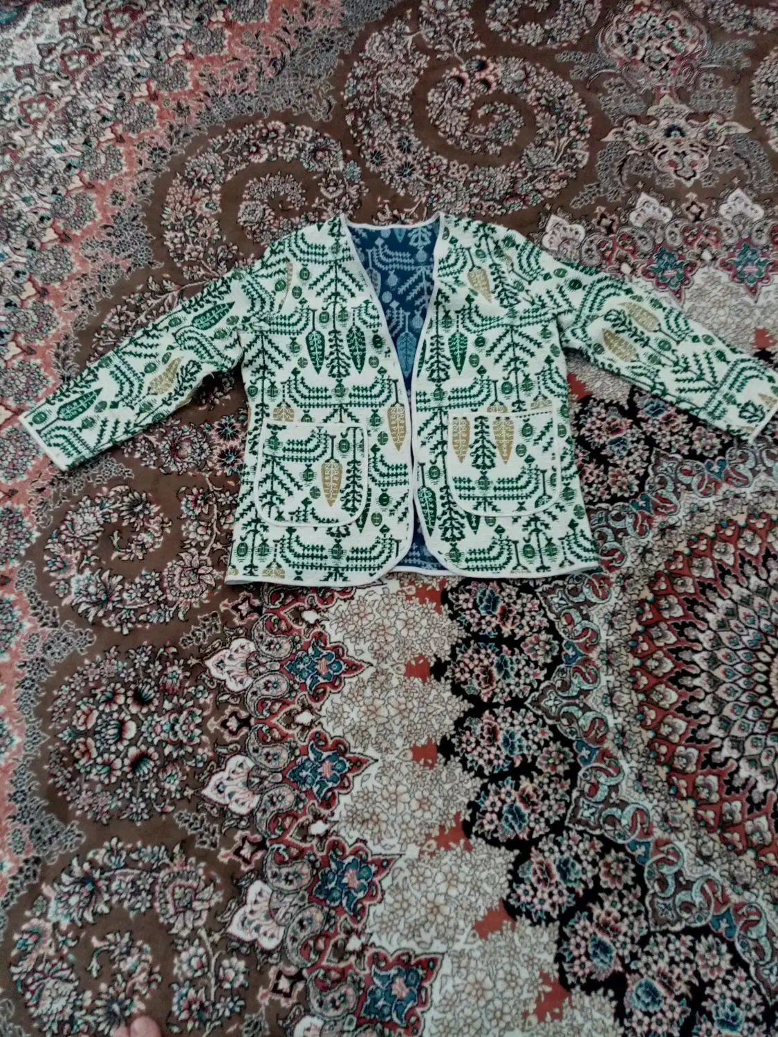 مانتو بافت وپالتو وبارونی|لباس|شیراز, فرگاز|دیوار