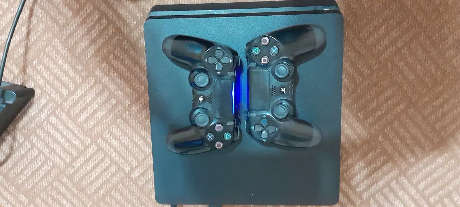 پلی استیشن ۴ اسلیم|کنسول، بازی ویدئویی و آنلاین|نجف‌آباد, فاز ۴ شهرک آزادگان|دیوار