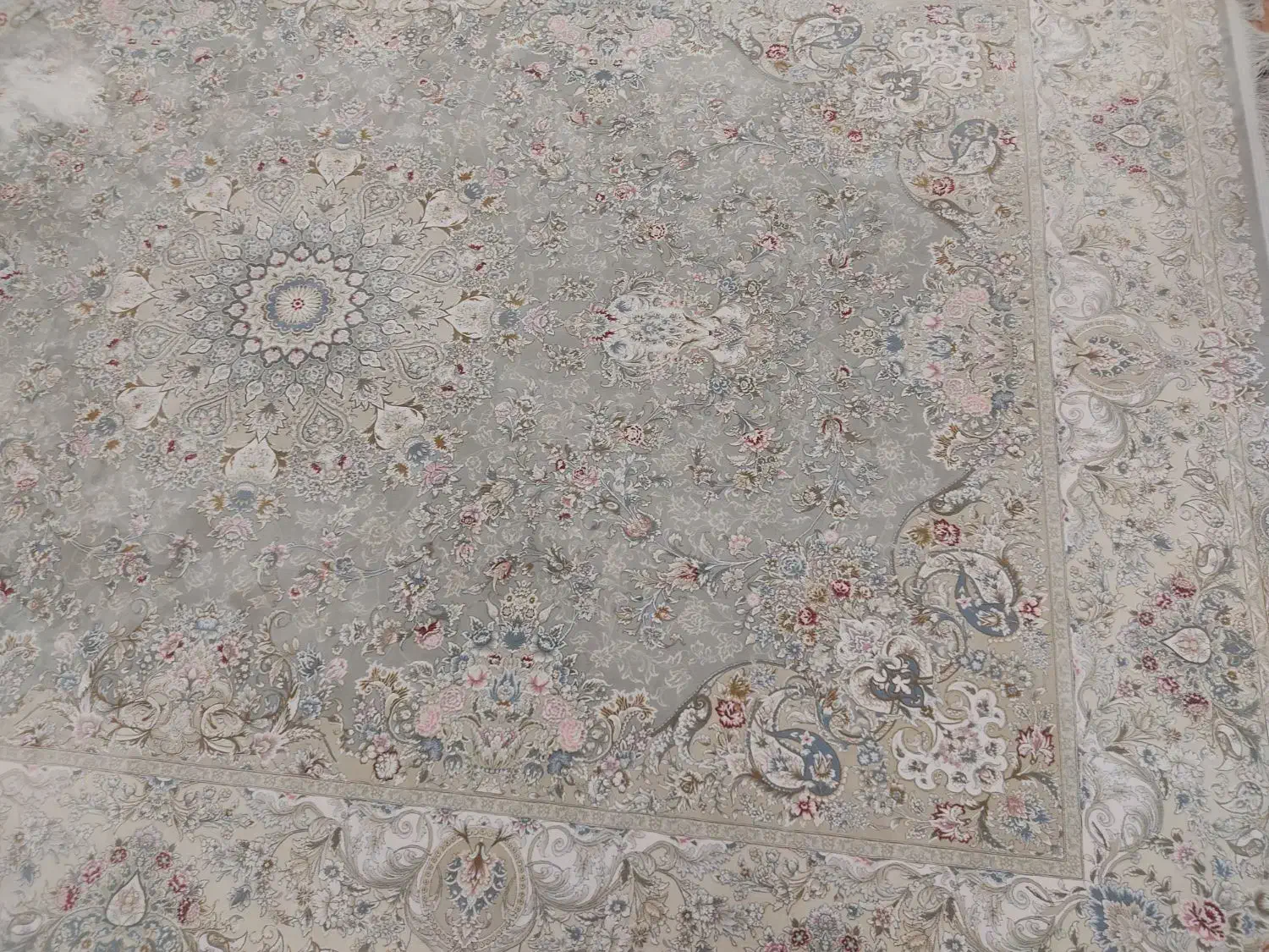 4 عدد قالی 9 متری در حد نو|فرش|کرمان, |دیوار