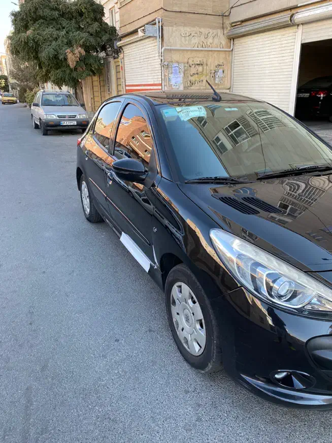 پژو ۲۰۷ مدل ۹۸ بیرنگ|خودرو سواری و وانت|تهران, شهرک چیتگر|دیوار