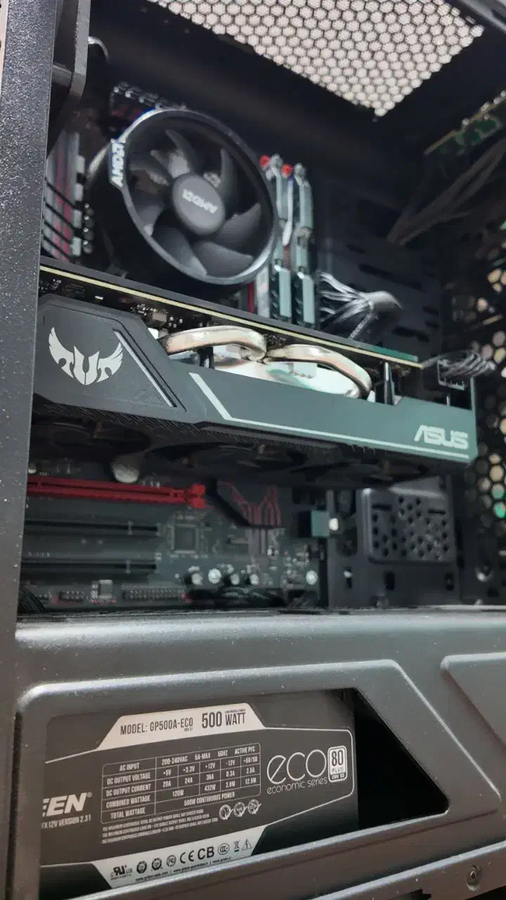 کیس گیمینگ|رایانه رومیزی|اندیشه, اندیشه فاز ۱|دیوار