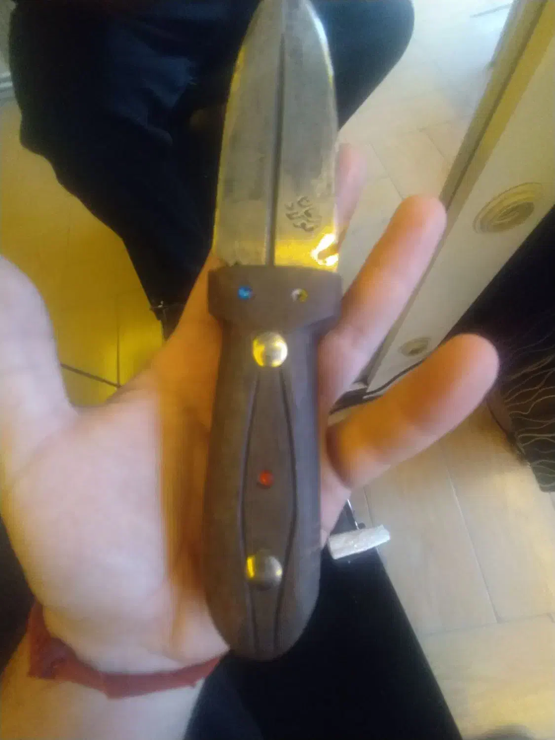 چاقو عتیقه زنجان|کلکسیون اشیاء عتیقه|قم, ناصردیوان|دیوار