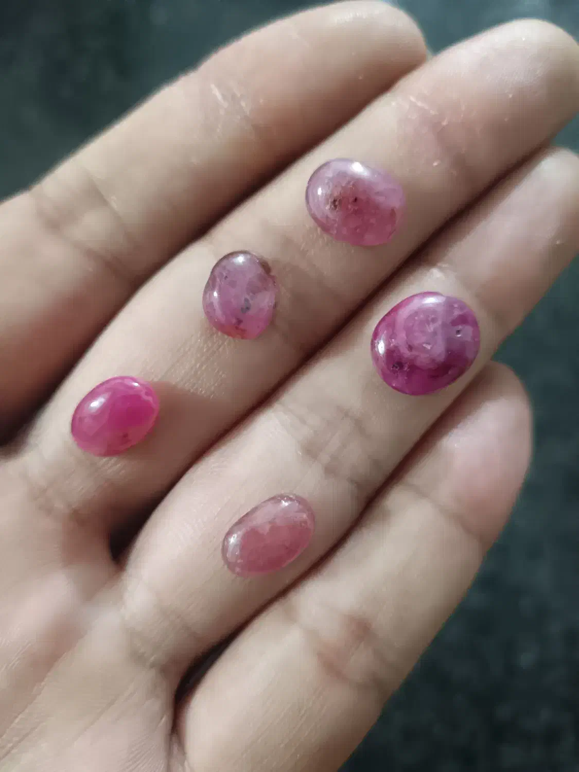 نگین یاقوت|جواهرات|زاهدان, |دیوار