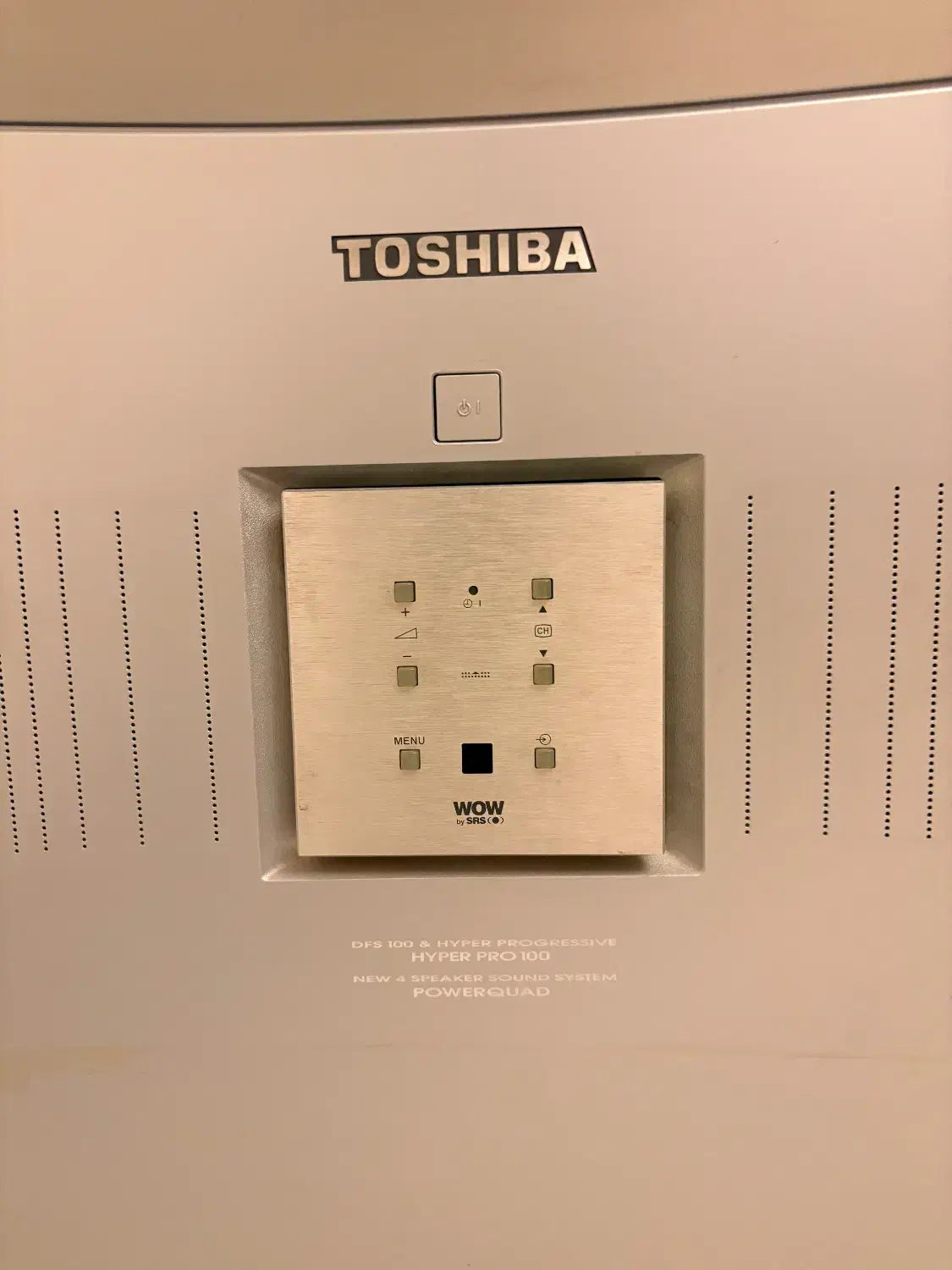 تلوزیون قدیمی توشیبا|تلویزیون و پروژکتور|تهران, دربند|دیوار