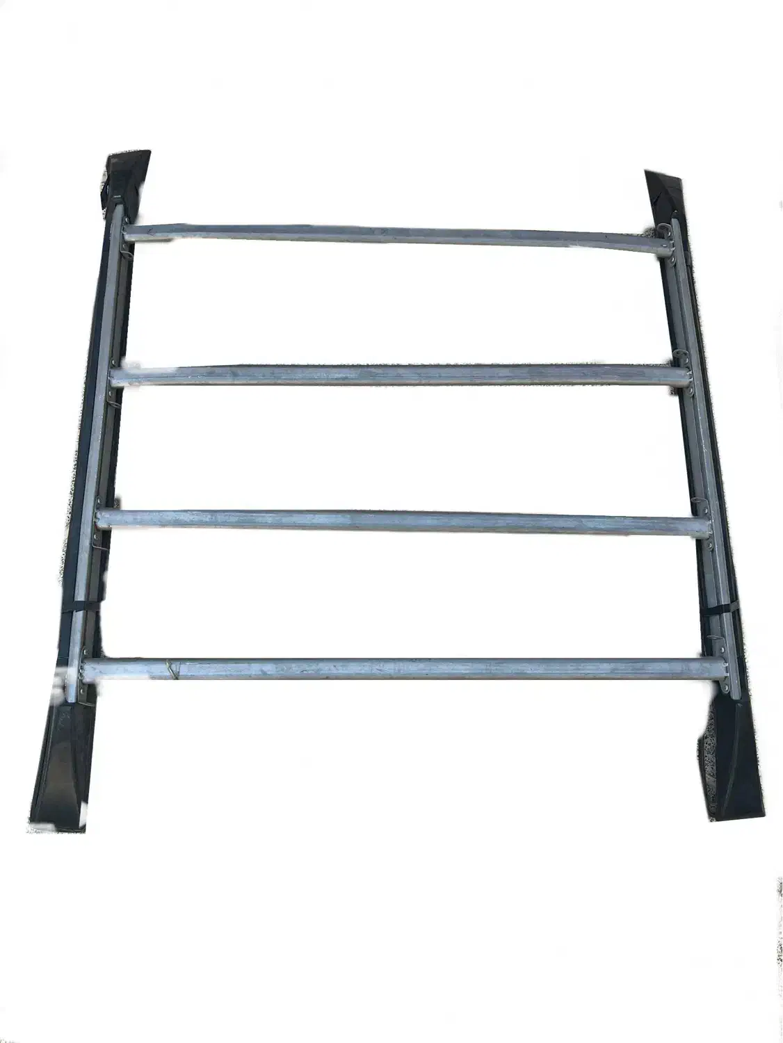 باربند -باک گازوییل-رینگ نیسان|قطعات یدکی و لوازم جانبی|شیراز, دوکوهک|دیوار