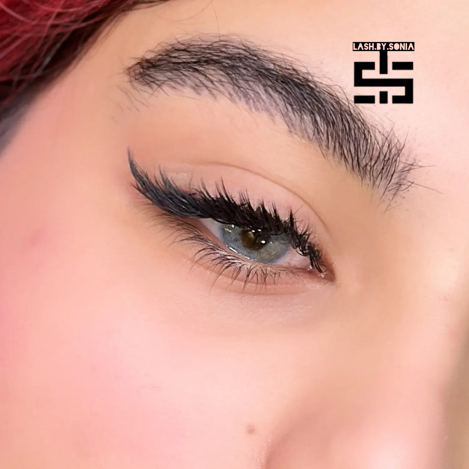 اکستنشن مژه|خدمات آرایشگری و زیبایی|شاهین‌شهر, شهرک میلاد|دیوار