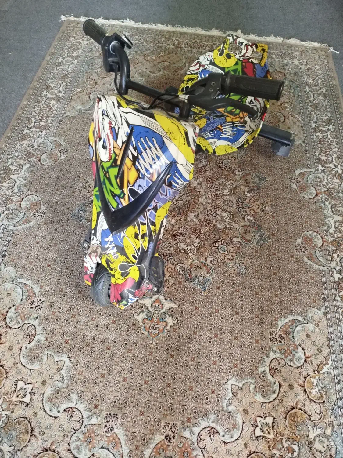 یه چرخه دریفت|دوچرخه، اسکیت، اسکوتر|شیراز, مبعث|دیوار