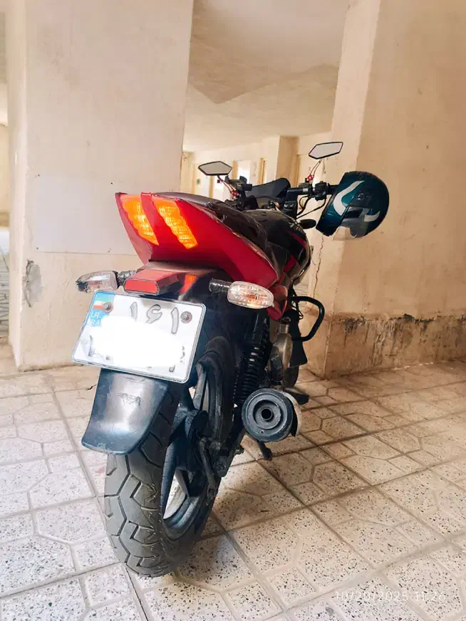 موتور پالس UG5 180|موتورسیکلت|تهران, تهرانپارس شرقی|دیوار