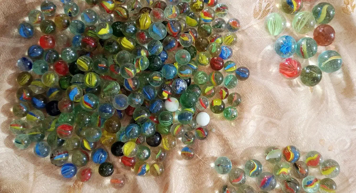 تیله یا گوله|اسباببازی|زابل, |دیوار