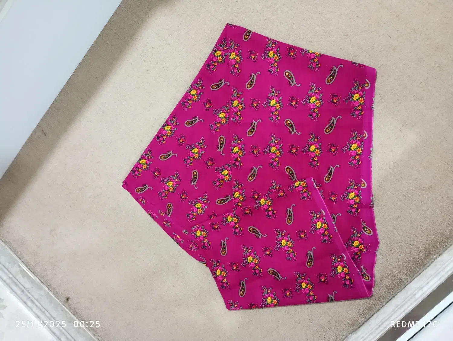 پشتند کوردی رنگ سرخابی 4 متر|لباس|پیرانشهر, |دیوار