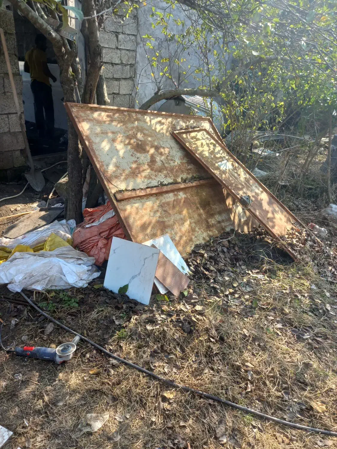 فروش دوعدد درب آهنی|مصالح و تجهیزات ساختمان|رودبنه, |دیوار