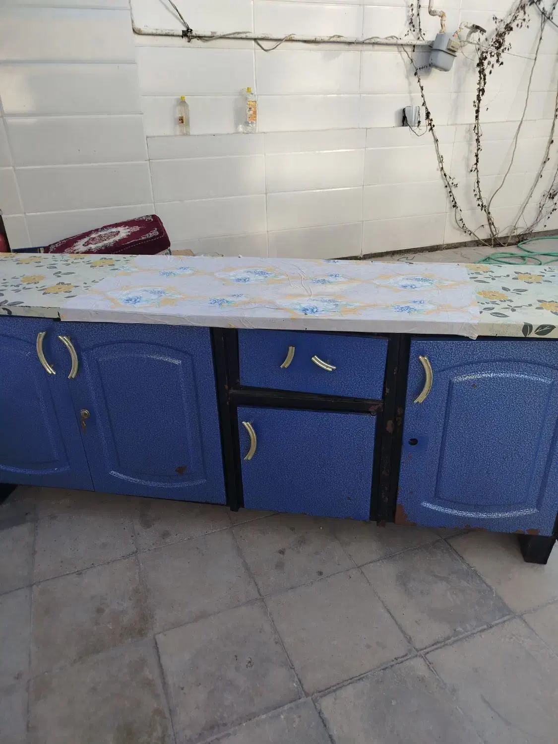 زیر باری|جاکفشی، کمد، دراور|فسا, |دیوار