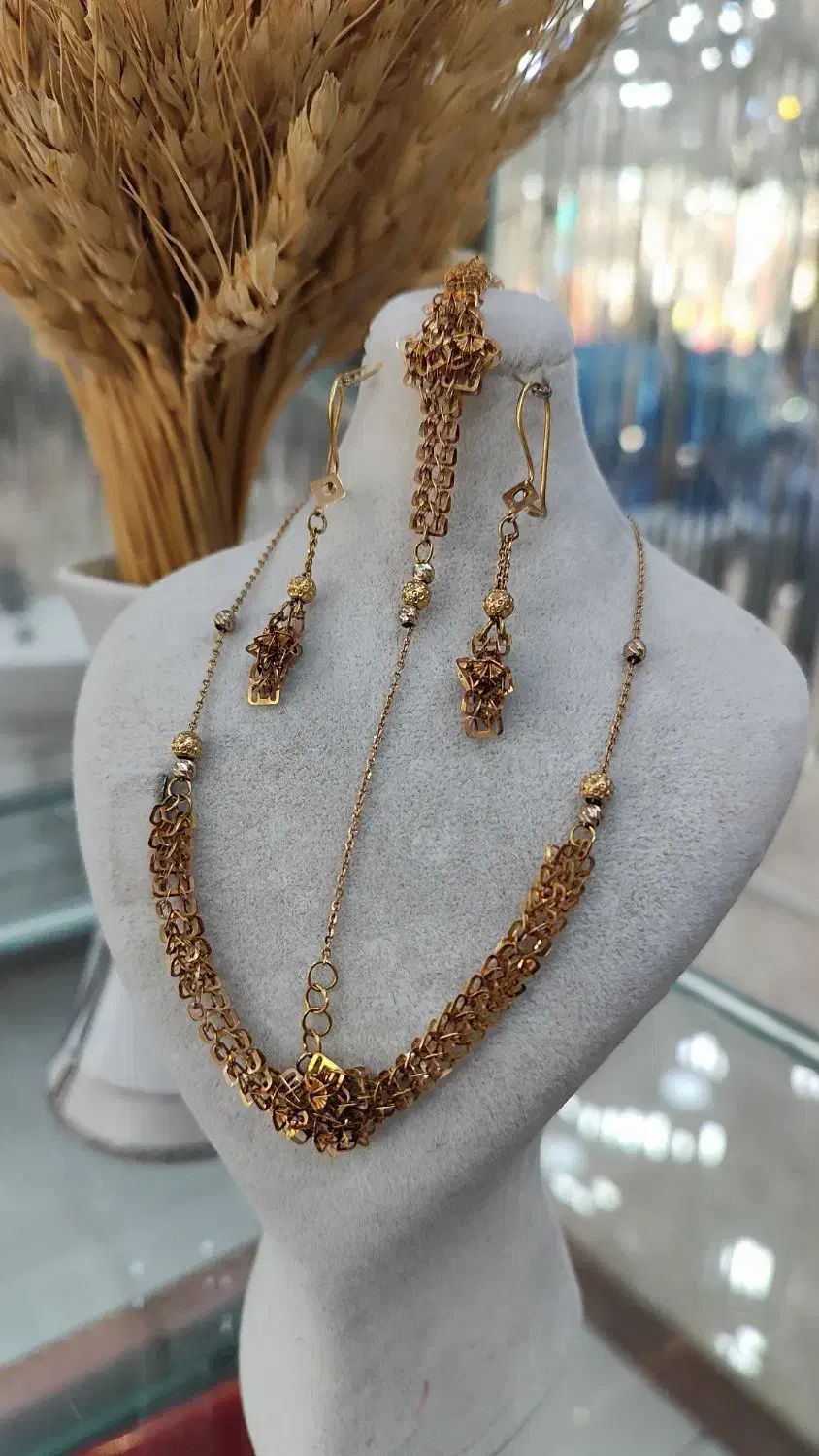 سرویس کریستال بدون اجرت|جواهرات|قم, نیروگاه|دیوار