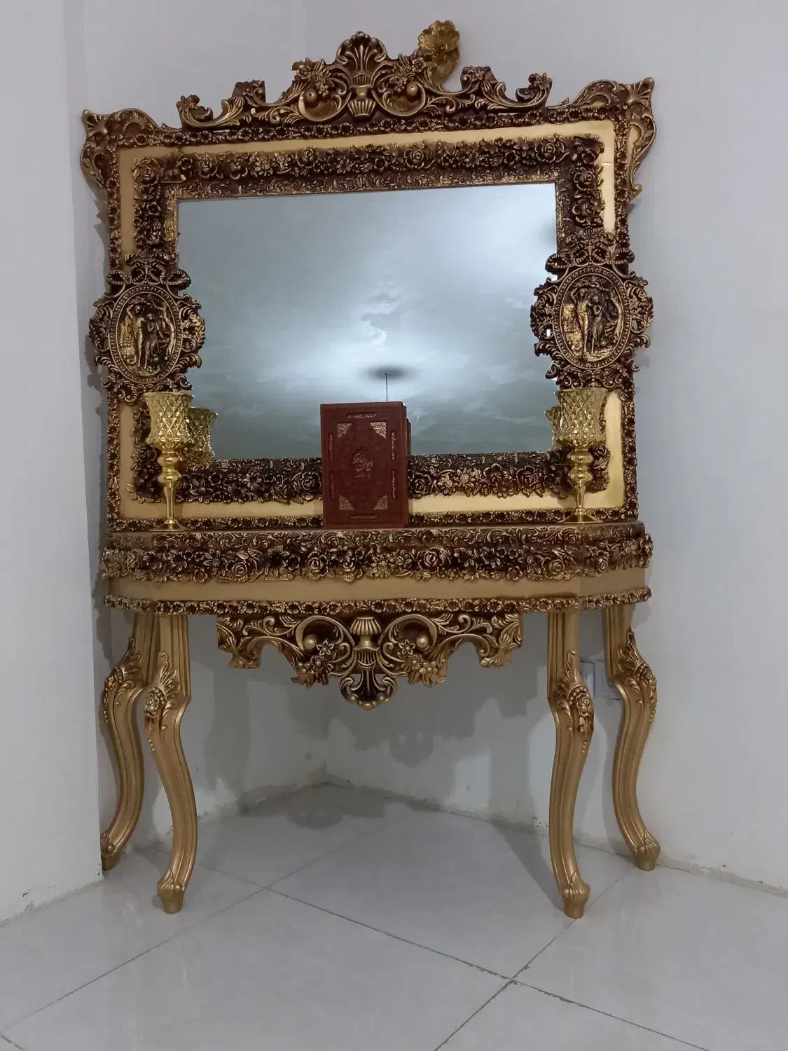 آیینه و کنسول|بوفه، ویترین، کنسول|کرمانشاه, |دیوار