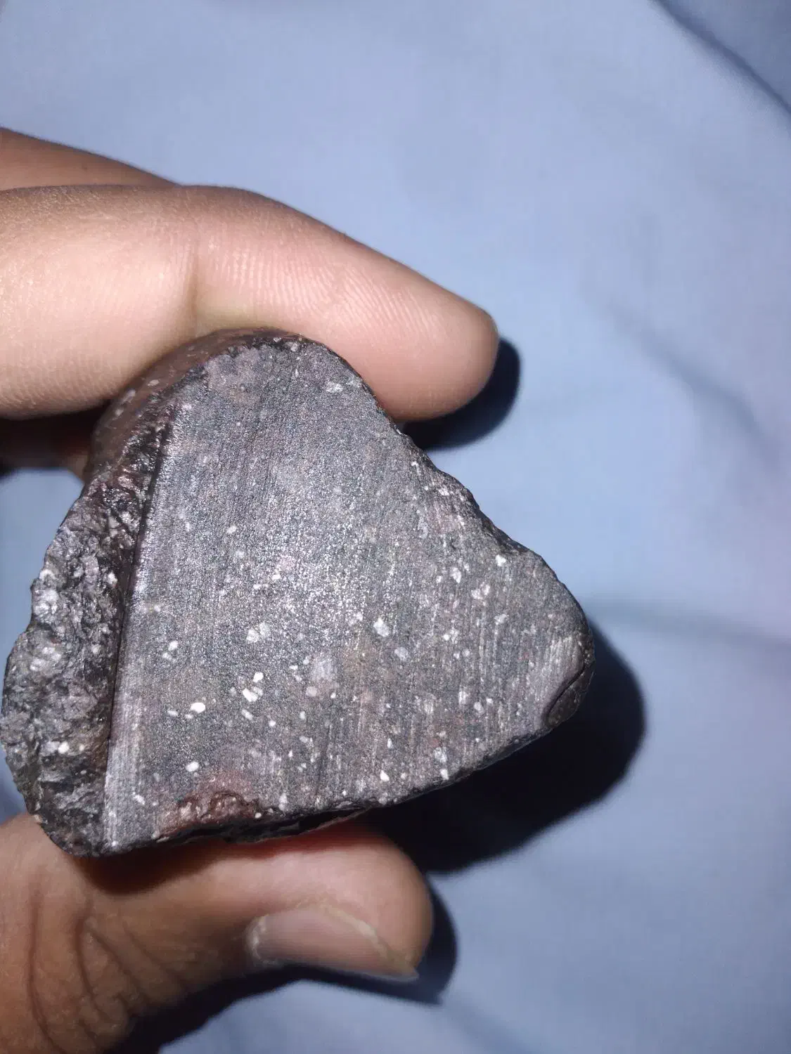 شهابسنگ آکندریت تضمینی|کلکسیون اشیاء عتیقه|بم, |دیوار