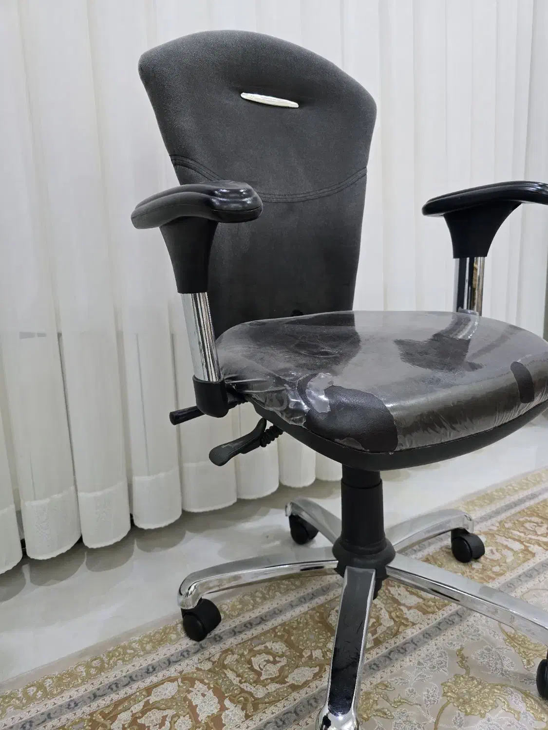 صندلی چرخدار|دفتر کار|بجنورد, |دیوار