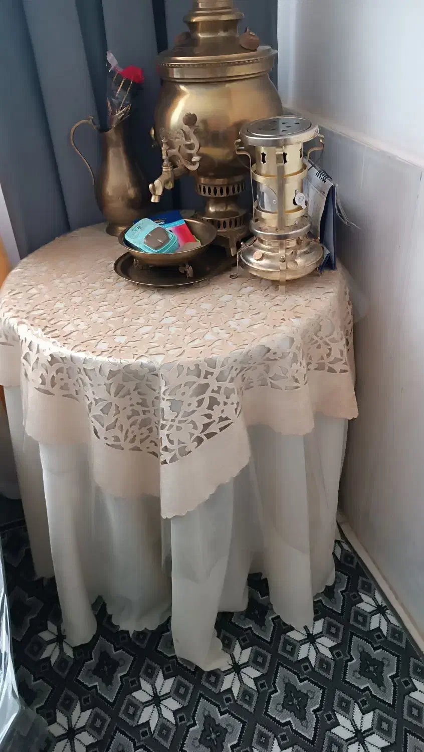 میز خاطره|میز تلفن|بیرجند, |دیوار