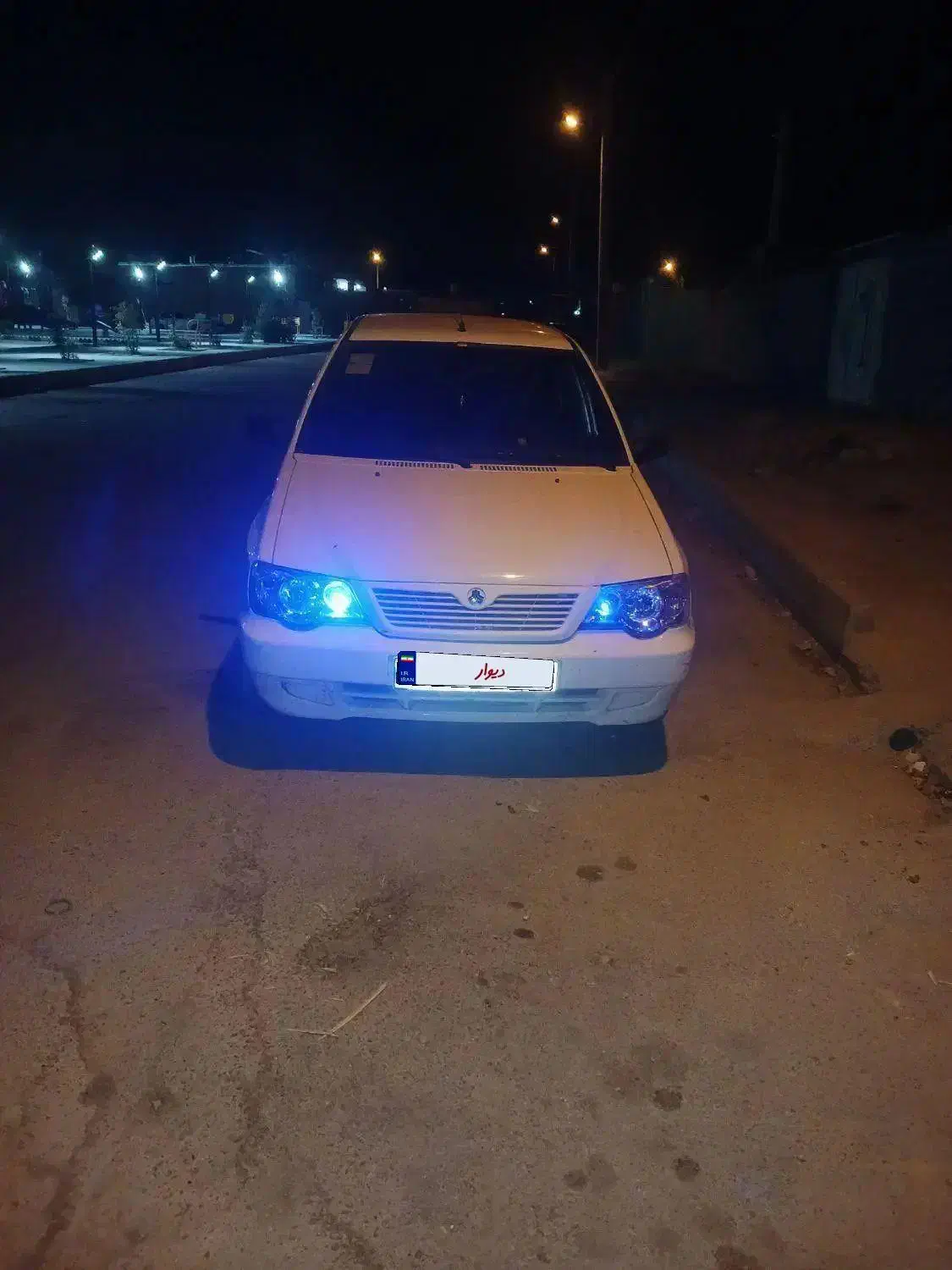 فروش۱۱۱بدون رنگ شاسی سالم|خودرو سواری و وانت|نیریز, |دیوار