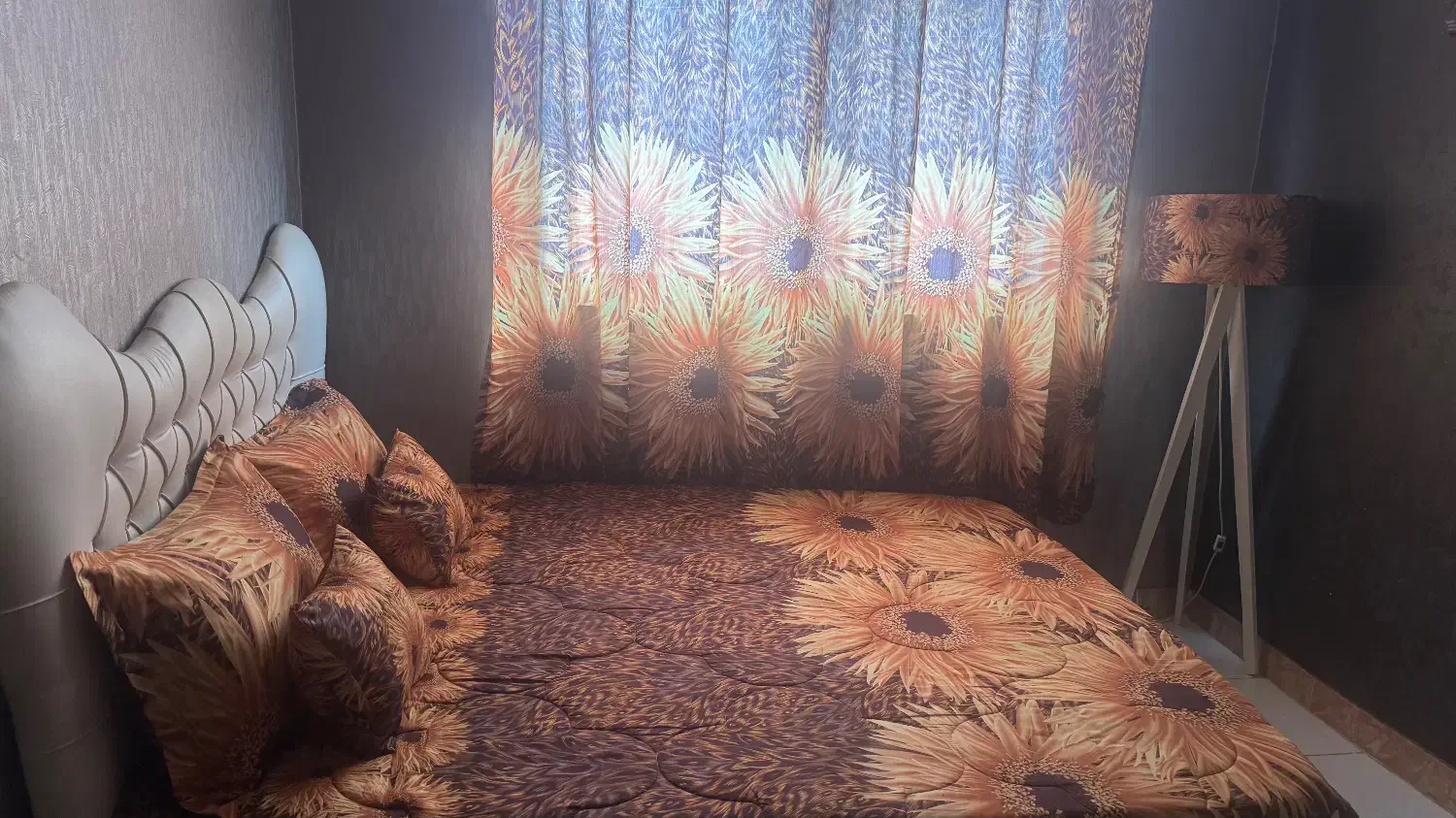 رو تختی|سرویس روتختی|شهر ری, جوانمرد قصاب|دیوار