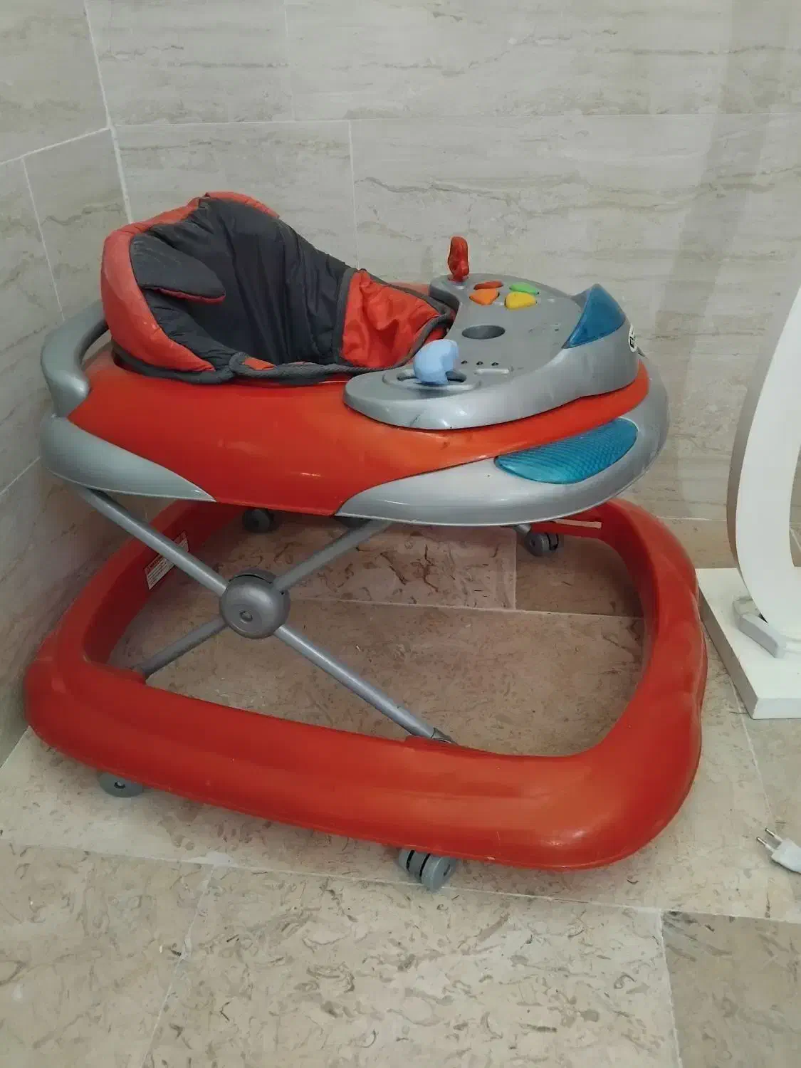 روروئک سالم|اسباب و اثاث بچه|ابهر, |دیوار