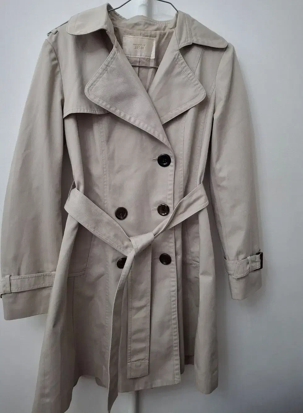 بارانی در حد|لباس|اردبیل, |دیوار