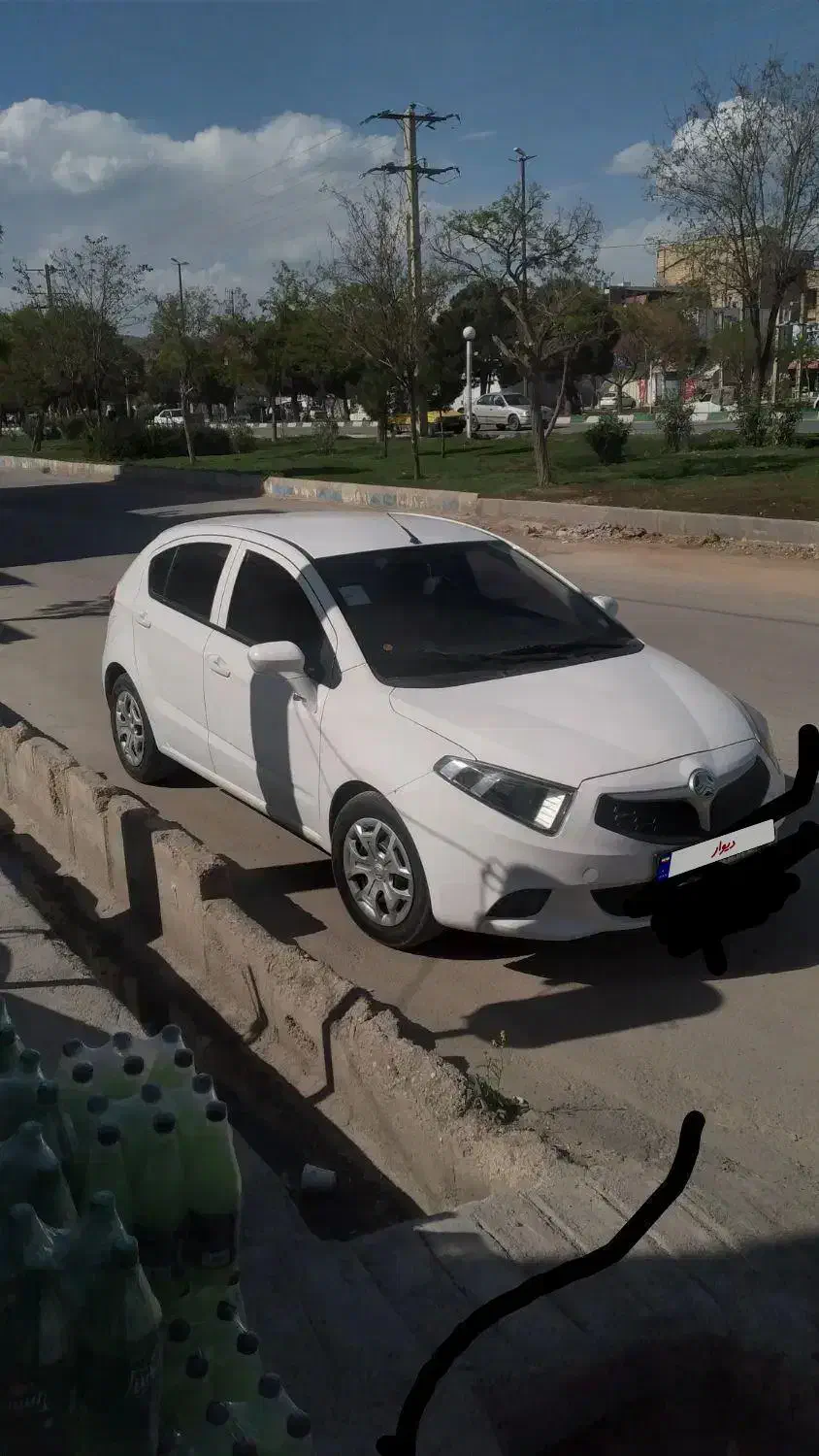 فروش فوری برلیانس ۲۲۰|خودرو سواری و وانت|خرم‌آباد, |دیوار