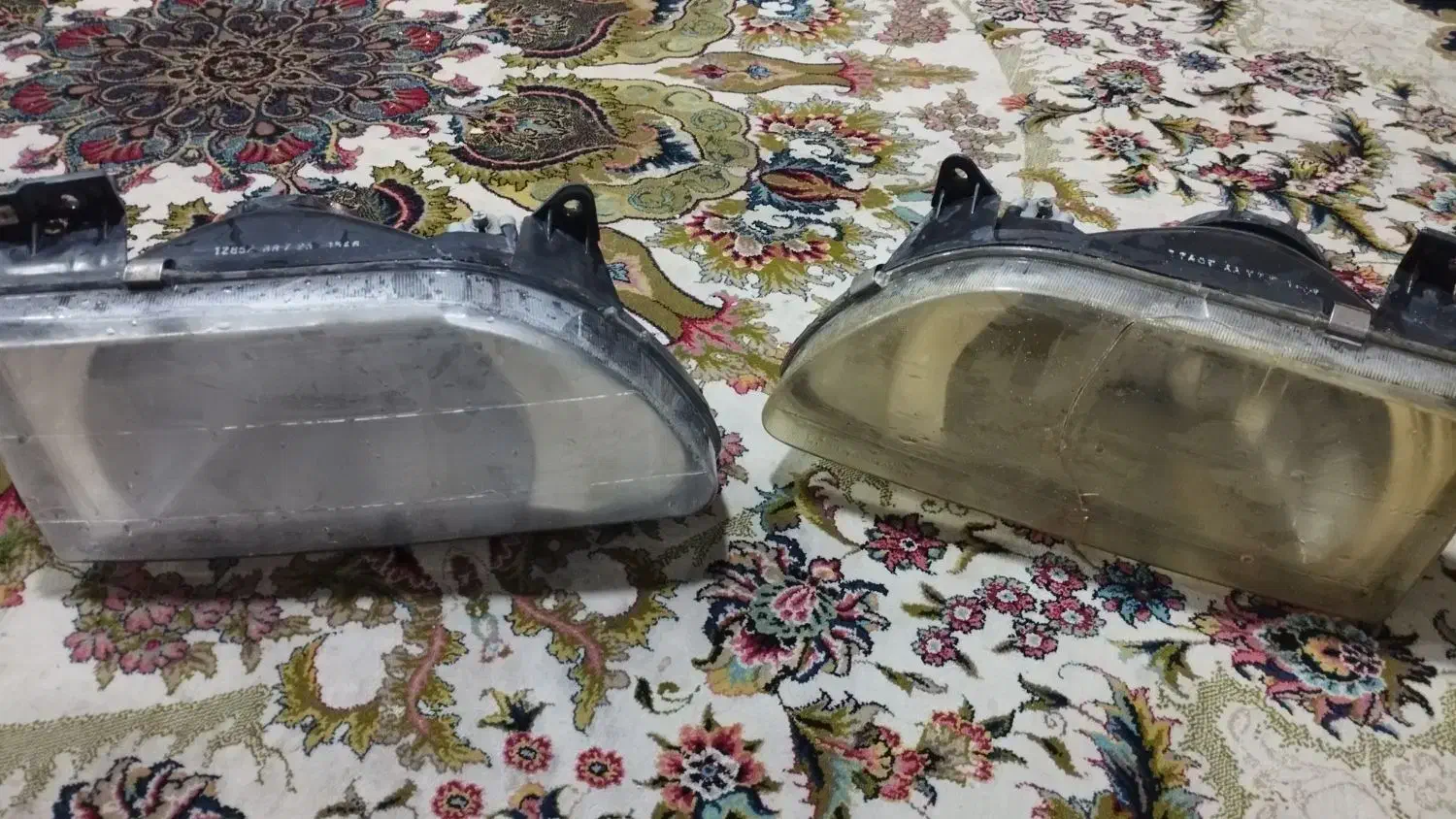 چراغ جلو 141|قطعات یدکی و لوازم جانبی|فولادشهر, B5|دیوار