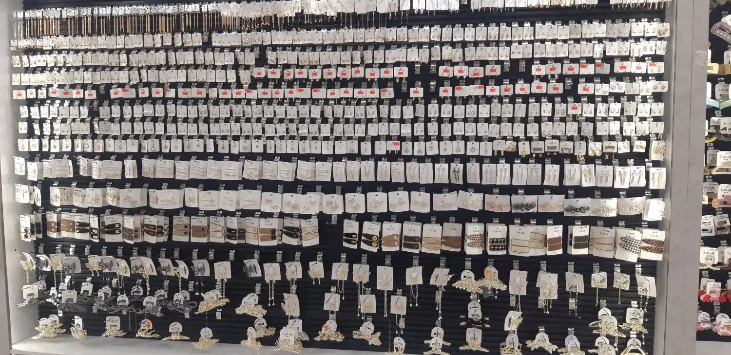 واگذاری بدلیجات و اکسسوری|اجارهٔ مغازه و غرفه|مشهد, کوی المهدی|دیوار