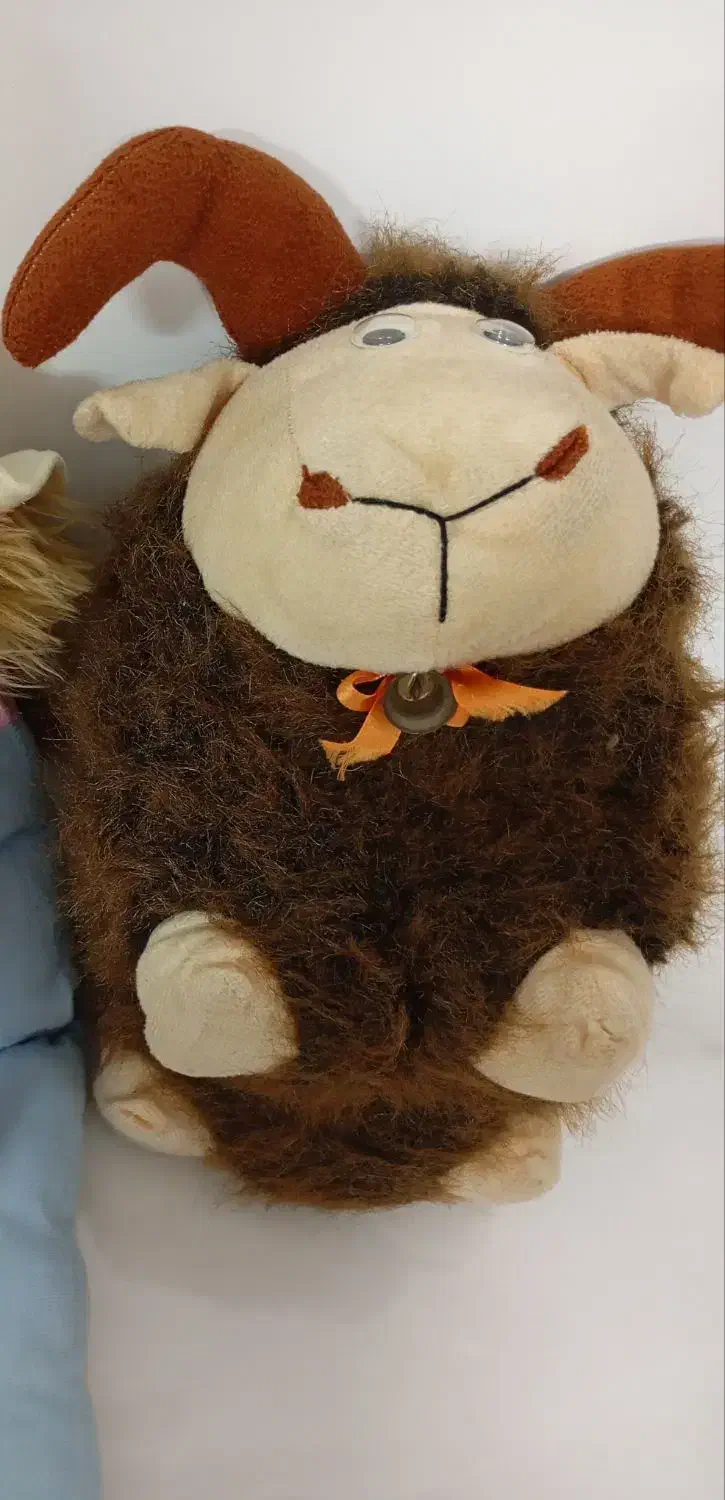 تعدادی عروسک واسباب بازی دخترانه|اسباب‌بازی بچه|مشهد, عسگریه|دیوار