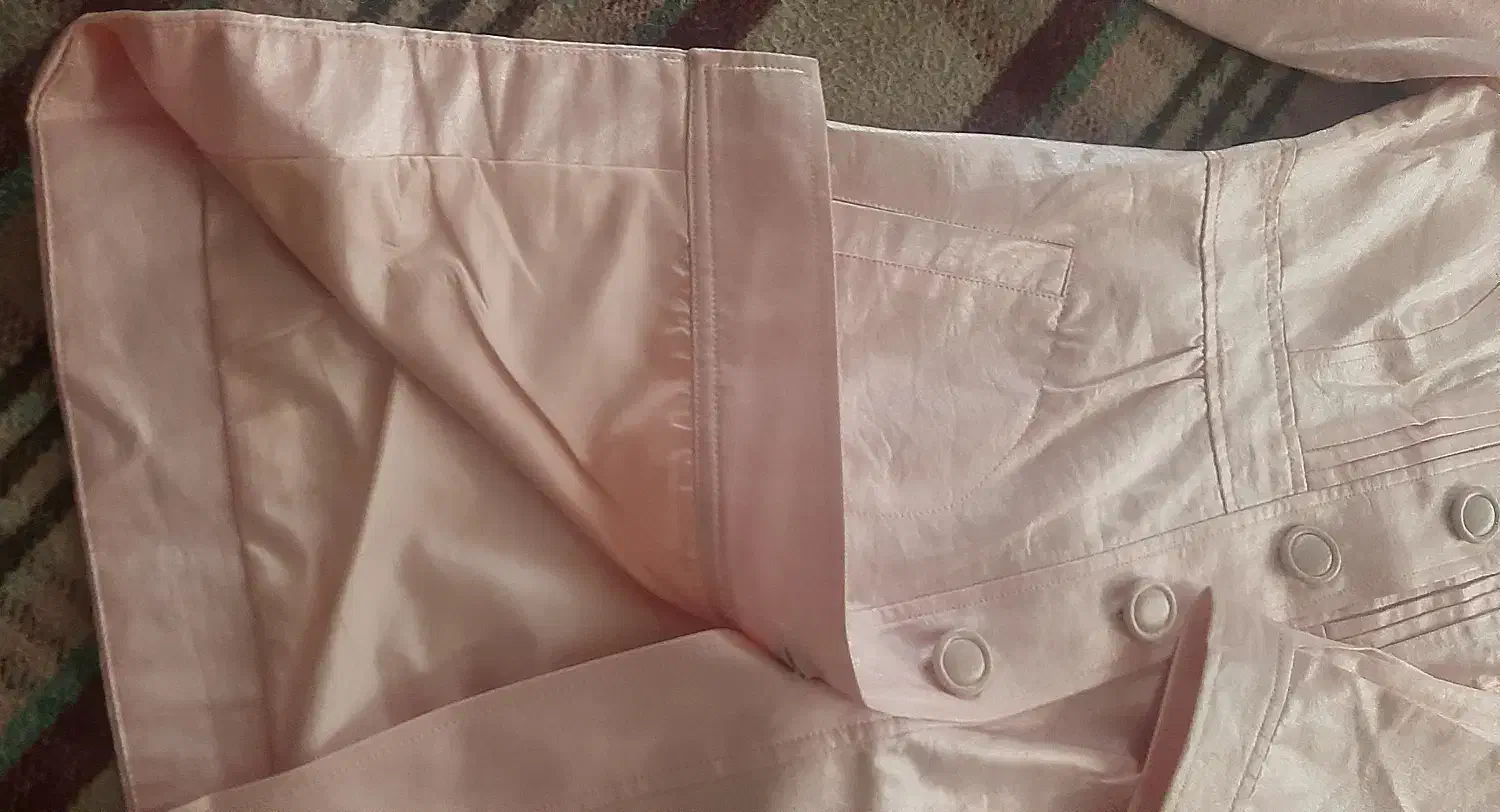 مانتو پاییزه|لباس|شیراز, نارنجستان|دیوار